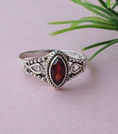 Garnet Quartz Gemstone 92.5 Silver