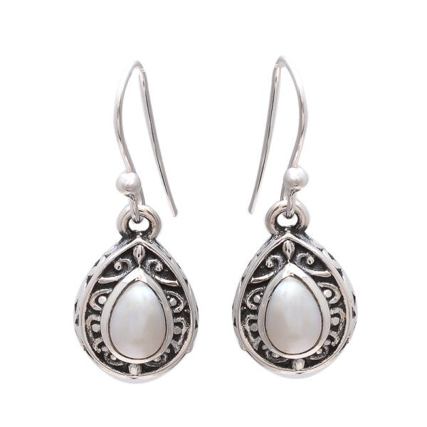 Natural Pearl Gemstone Elegant Silver Earrings