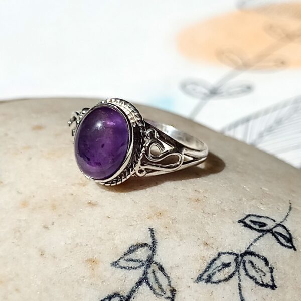 Divine Amethyst Gem Ring