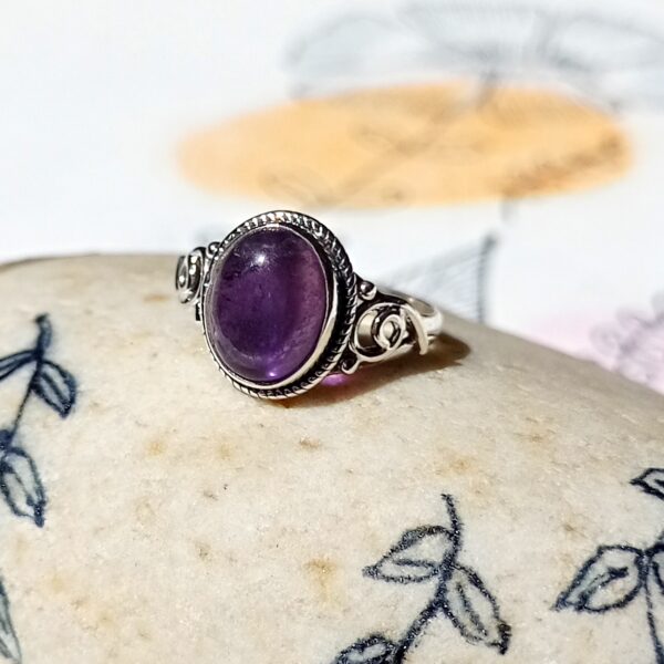 Amethyst Gemstone Silver Pretty Ring